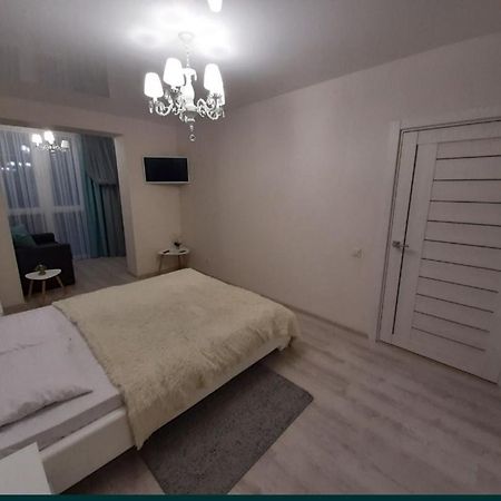 Vip Apartments Lutsʼk المظهر الخارجي الصورة